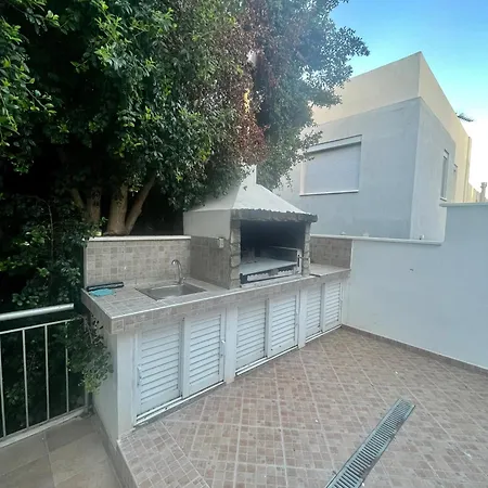 A Detached Floor Villa Parekklisia Exterior photo
