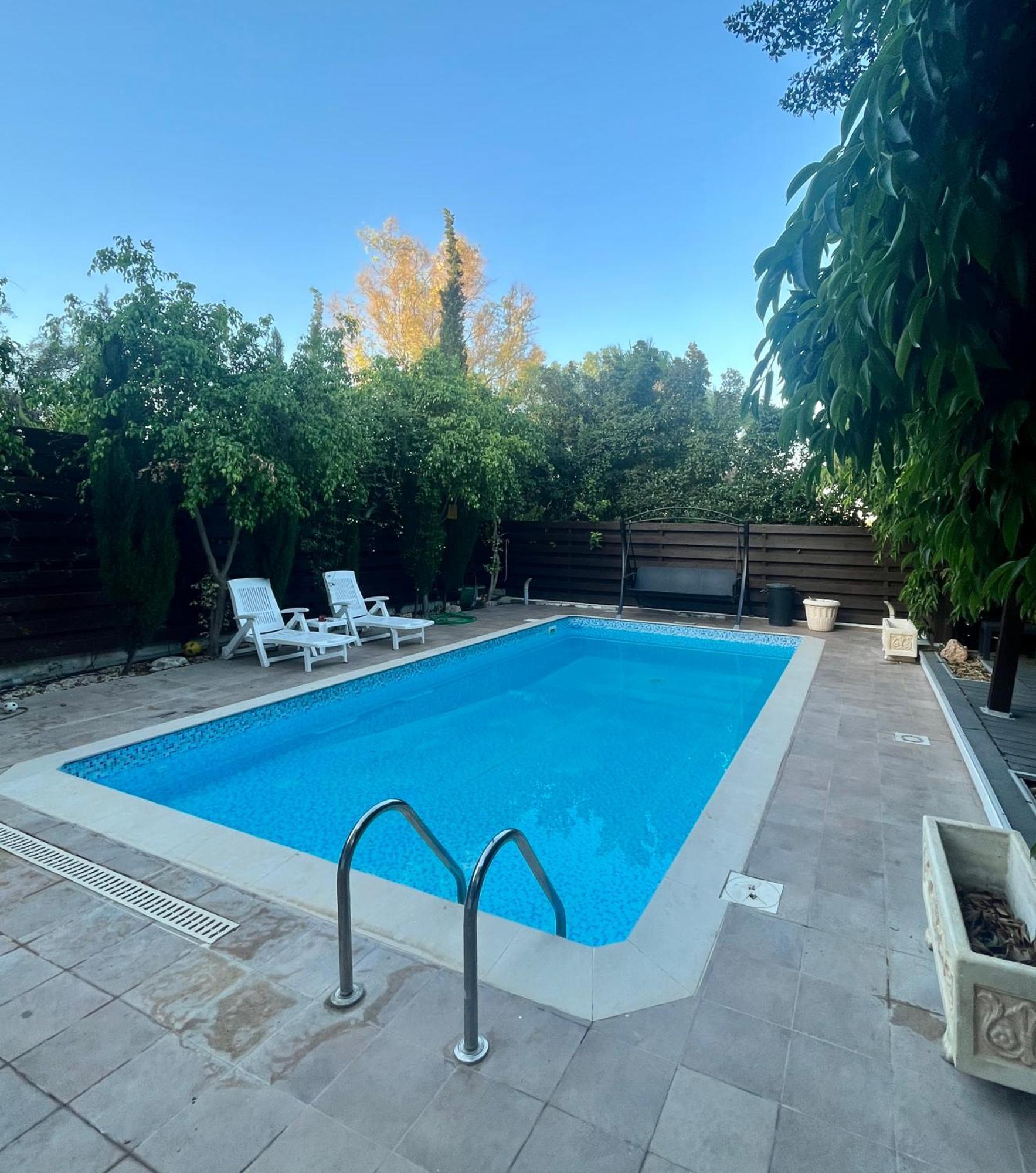 A Detached Floor Holiday home Parekklisia